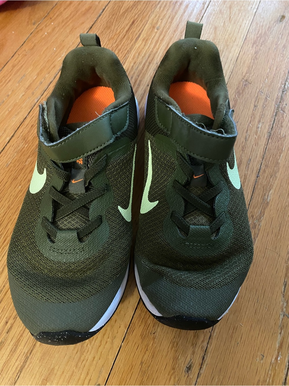 Nike Kids Olive Green Sneakers with Mint Swoosh and Orange Insole